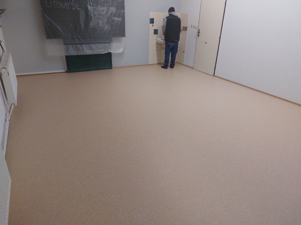Pokládka PVC homogenní (realizace Litomyšl)